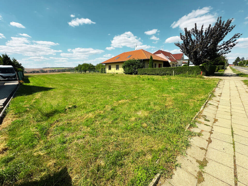 Stavební pozemek Křenovice 8